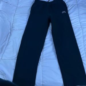 Black Nike sweatpants
